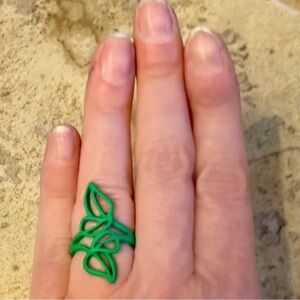 Unique Nature-Inspired Green Spring Leaf Ring 🌿